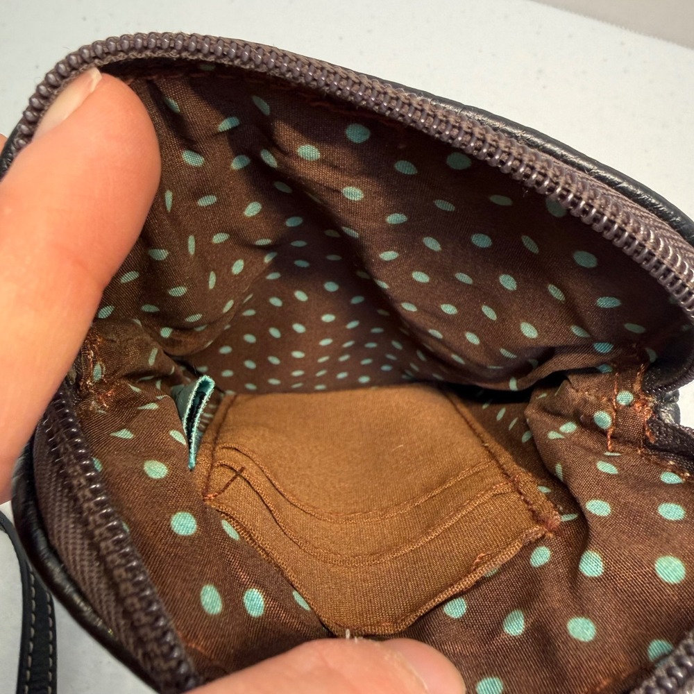 Chala Dazzled Paisley Swirl Cell Phone Corssbody Bag - Picture 4 of 16